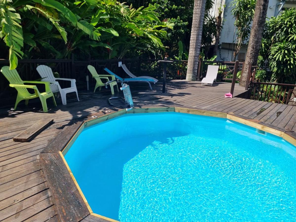 Bungalow Jamaique Десе Екстериор снимка